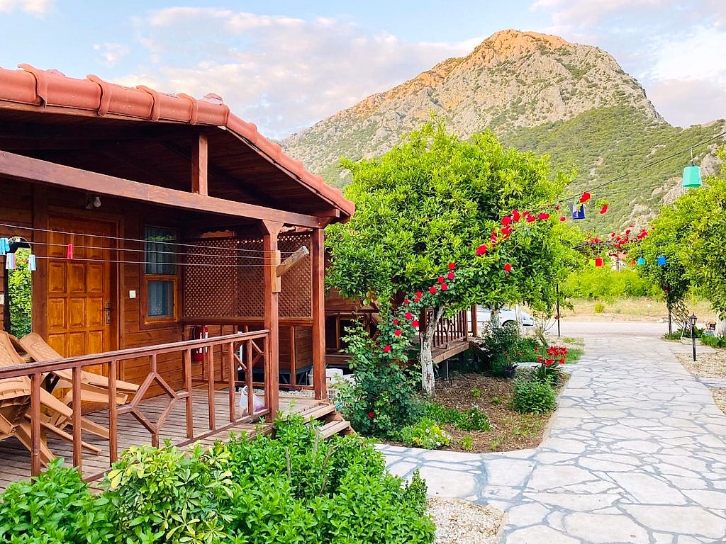 Adrasan Medcezir Bungalov Evleri